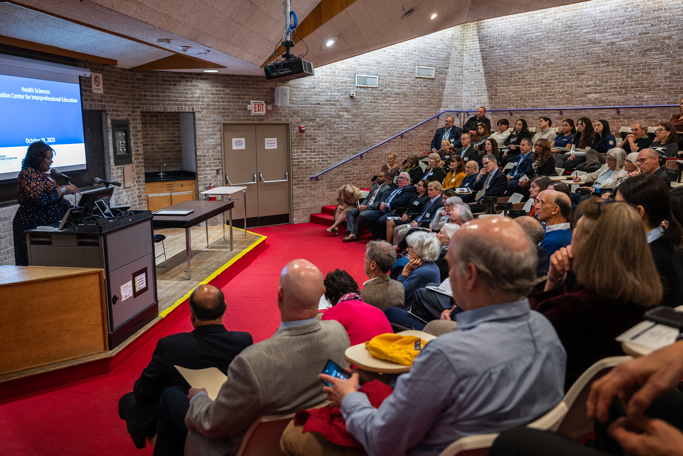 Simulation lab ribbon cutting photo 22