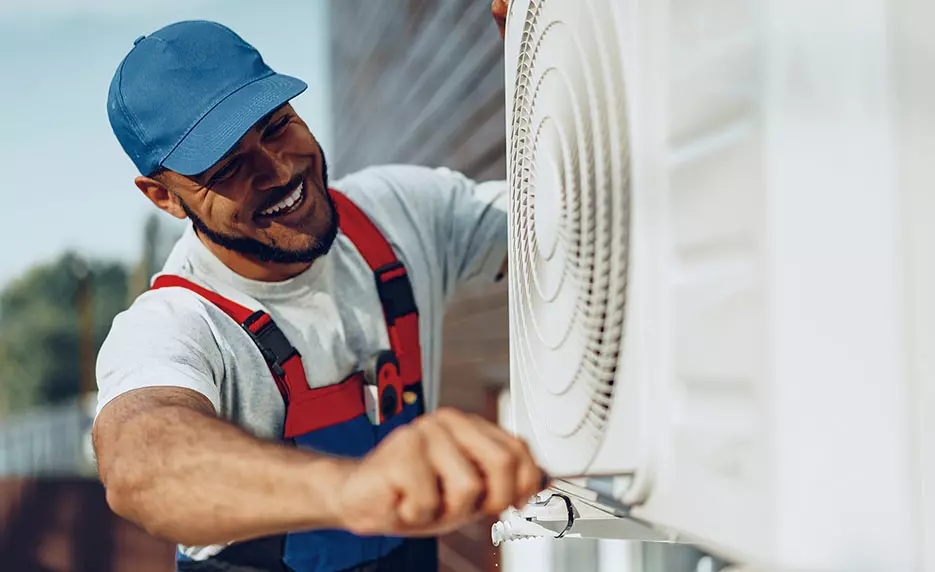 HVACR Technician Spanish English Voucher 935x572 1